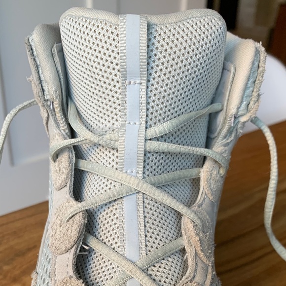 Yeezy Desert Boots - Salt - Picture 9 of 14